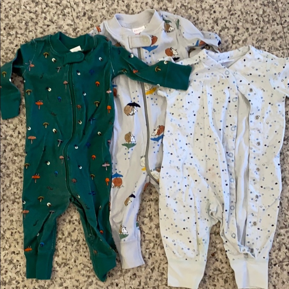 Bundle of Hanna Anderson Pajamas 3-6 months